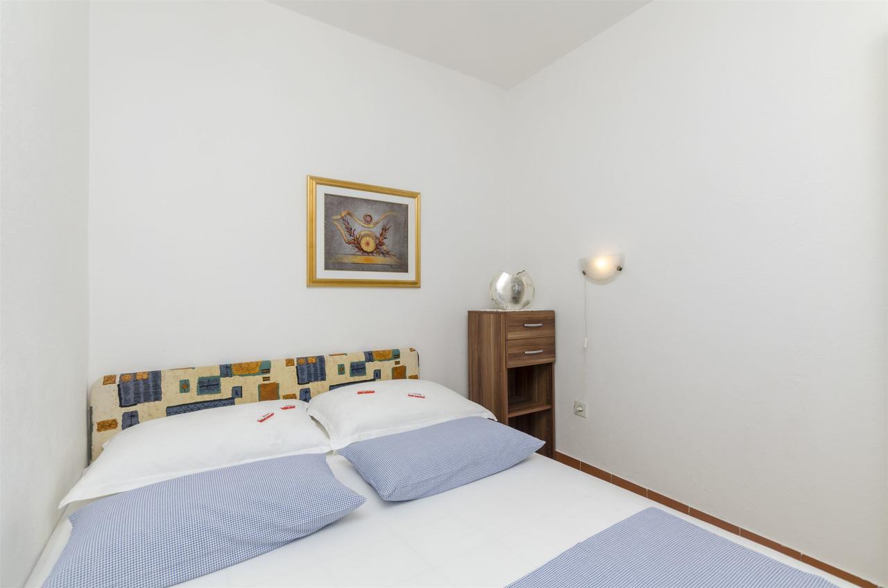 Apartments Denis スペタル エクステリア 写真