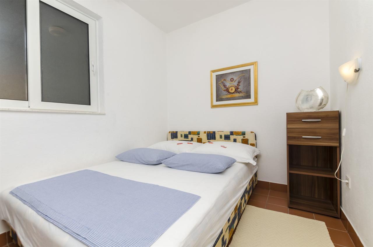 Apartments Denis スペタル エクステリア 写真